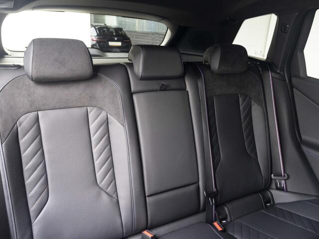 BMW X3 30e xDrive M Sportpakket Pro | Professional Pack | Premium Pack