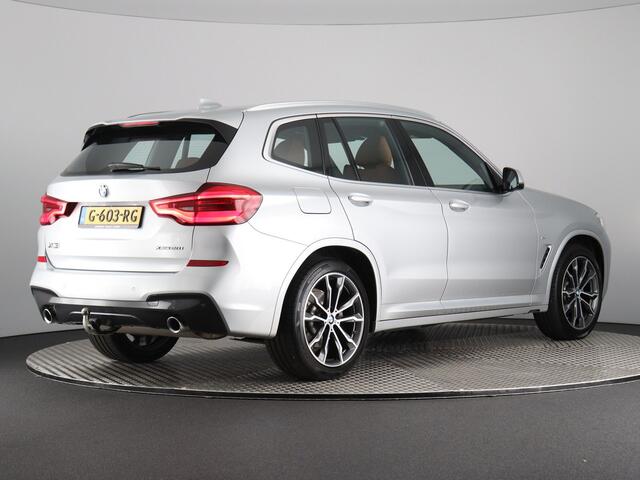 BMW X3 xDrive20i High Executive Edition (NL-Auto / Elek. trekhaak / Head up / H&K / Carplay)