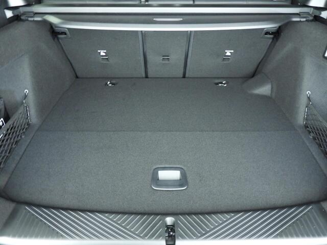 BMW X3 30e xDrive M-Sportpakket / Panoramadak / Trekhaak / LED / Getint glas / Park assist / Alu wielen 21 inch