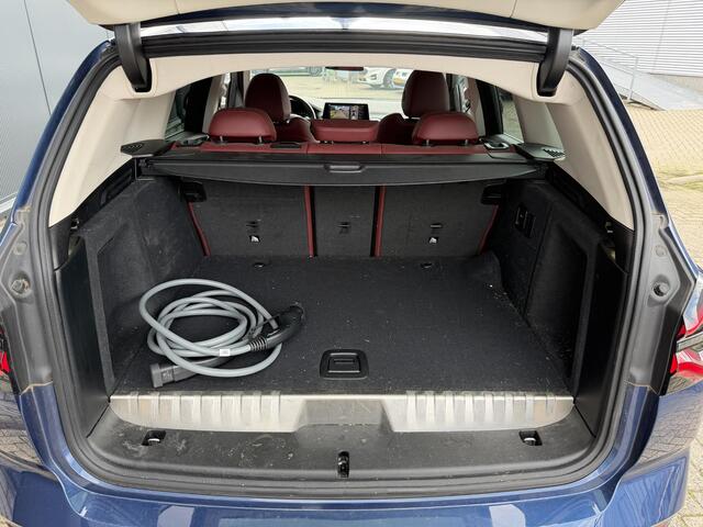 BMW X3 xDrive30e High Executive 18"/Leder + memory/Dodehoek/HiFi/Keyless/360 camera/Stoelverwarming/Apple Carplay & Android Auto