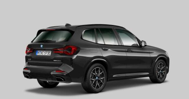 BMW X3 xDrive30e M Sport - Elektrisch verstelbare/verwarmde stoelen - Parking/Driving Assistant - Comfort Access - Geluiddempende/Getinte Ruiten - BMW Live Cockpit Professional -