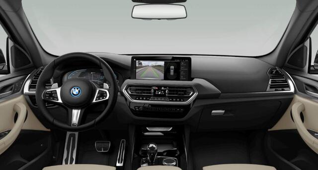 BMW X3 xDrive30e M Sport - Elektrisch verstelbare/verwarmde stoelen - Parking/Driving Assistant - Comfort Access - Geluiddempende/Getinte Ruiten - BMW Live Cockpit Professional -
