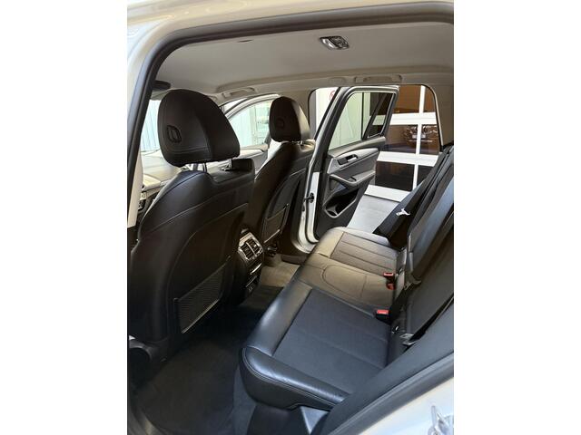 BMW X3 xDrive30e advantage plug-in hybride