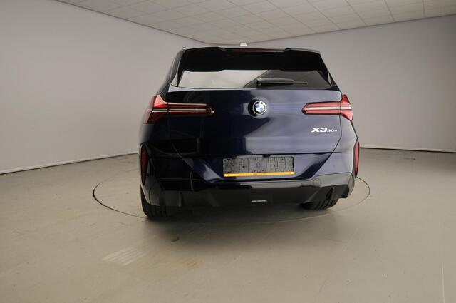 BMW X3 30e xDrive M-Sportpakket Pro / Panoramadak / Driving assist plus / Trekhaak Comfort pack / Alu wielen 21 inch