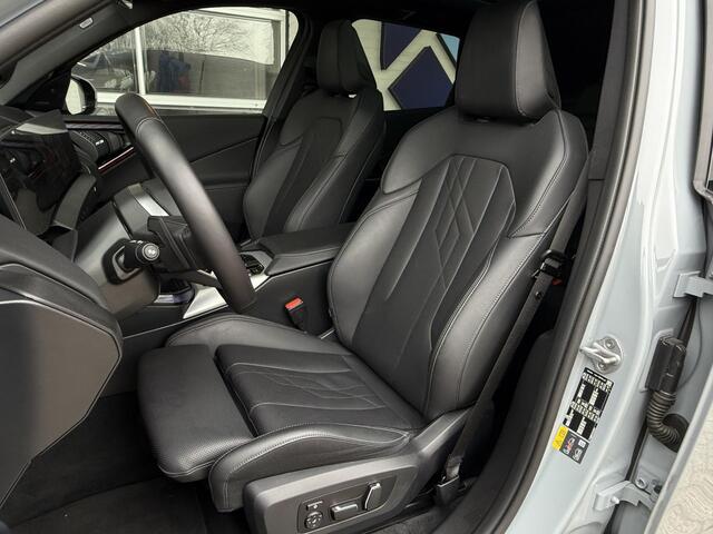 BMW X3 30e xDrive M SPORT | PANORAMA | HEAD UP | HARMAN KARDON | ICONIC GLOW | DRIVING ASS. PLUS | – foto 5