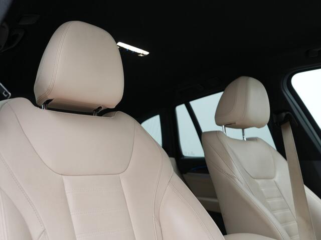 BMW X3 xDrive30e Advantage PHEV 293pk Dealer O.H | Trekhaak Af Fabriek | Head Up | Camera | Adaptief Onderstel | Cruise Control | Sportstoelen Verwarmd | Keyless | BLIS | Apple Carplay | Adaptive LED | Navigatie | Virtual | DAB | 18"L.M | Plug In Hybrid |