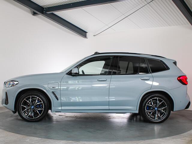 BMW X3 xDrive30e M-Sport LCI Laser, Panoramadak, 360Camera, Head-Up, Brooklyn Grau, Dealer onderhouden! – foto 8