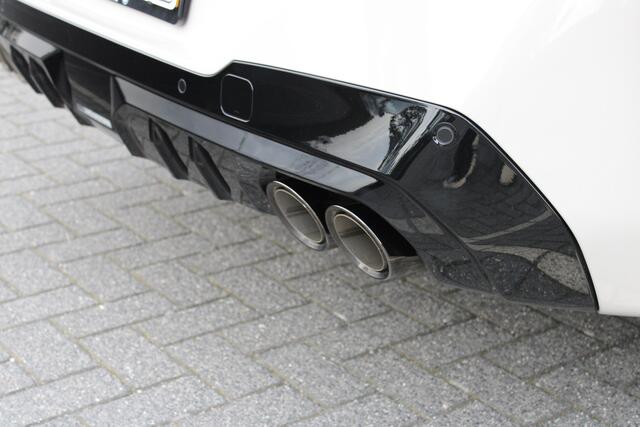 BMW X3 M50 Automaat / Trekhaak / Panoramadak / Sportstoelen / Comfort Access / Harman Kardon / Adaptieve LED / Parking Assistant Professional