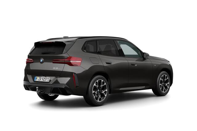 BMW X3 30e xDrive M-Sport 19 Inch / Comfort Acces / Electrische Zwenkhaak / Ionic Glow / Stuur & Stoelverwarming / Electrisch Verstelbare Voorstoelen / Adaptieve Led / Driving Prof / Parking Prof / Harman Kardon