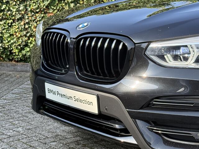 BMW X3 xDrive30e | xLine | Leder | Elek. stoelverst. | HiFi | 20'' | Comfort Access