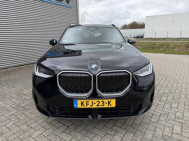 BMW X3 20 xDrive M Sport Panoramadak Trekhaak Leder ACC LED Achteruitrijcamera Stuurwielverwarming Carplay