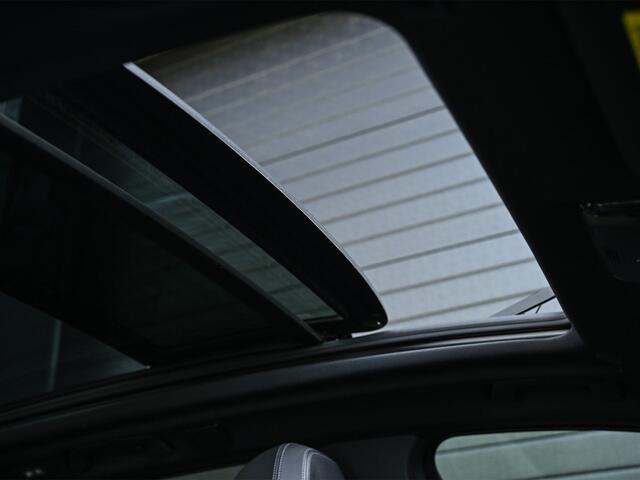 BMW X3 xDrive30e High Executive M-sport | Panoramadak | Harman/Kardon | Camera | Active Cruise | Memory Seat | BMW Gesture Control | Stuurverwarming | Stoelverwarming | Trekhaak |