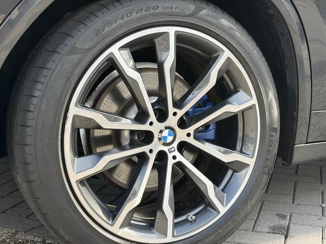 BMW X3 xDrive30e Executive | M pakket | Trekhaak | LED koplampen | Keyless entry | Elektrsiche achterklep | Live Cockpit Professional | Elektrisch verstelbare stoel(en) met geheugen | Houtafwerking interieur | Voorstoelen verwarmd