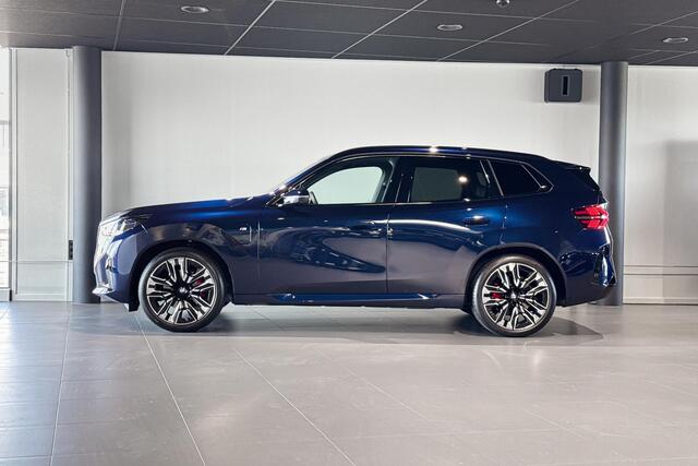 BMW X3 30e xDrive | M Sport Pro | Glazen Panoramadak | Harman Kardon | Stoelverwarming | Iconic Glow |