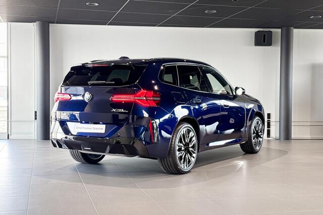 BMW X3 30e xDrive | M Sport Pro | Glazen Panoramadak | Harman Kardon | Stoelverwarming | Iconic Glow |