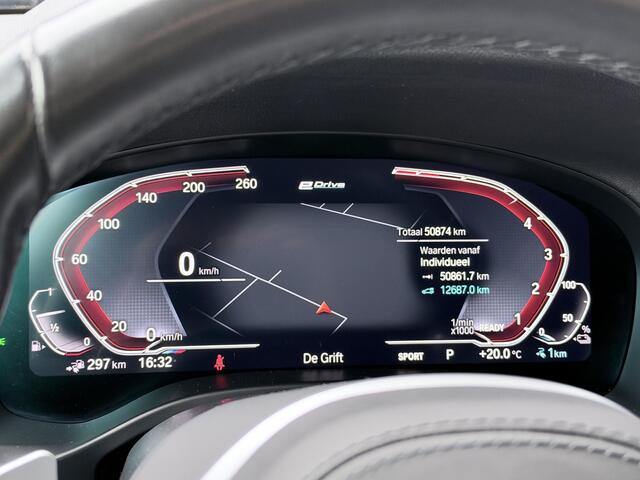 BMW X3 xDrive30e M sport 292 PK | Trekhaak | Elektrische stoelen | Akoestisch glas | Hifi | Digital cockpit