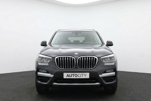 BMW X3 xDrive30e High Executive M Sport Stuur l Panoramadak | Harman Kardon | 360° | Trekhaak | Adaptive Cruise
