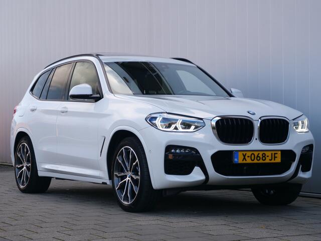 BMW X3 xDrive30e High Executive 292 Pk Automaat M-Pakket / Navi / DAB / Apple Carplay / 360 camera / Pano-dak