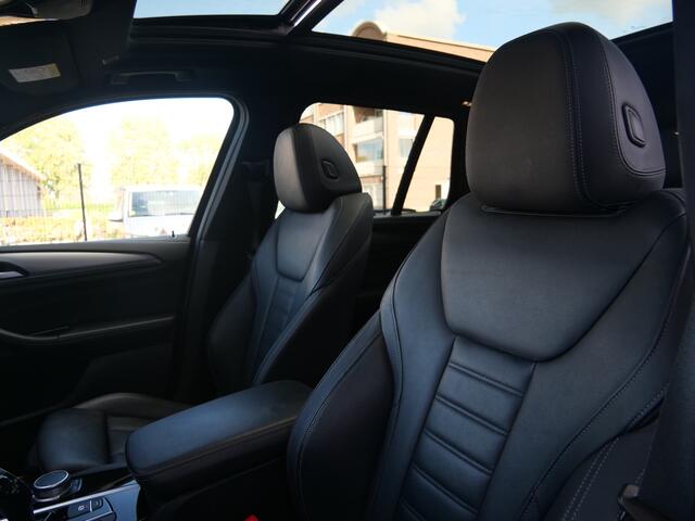 BMW X3 xDrive30e High Executive 292 Pk Automaat M-Pakket / Navi / DAB / Apple Carplay / 360 camera / Pano-dak