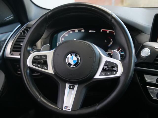 BMW X3 xDrive30e High Executive 292 Pk Automaat M-Pakket / Navi / DAB / Apple Carplay / 360 camera / Pano-dak