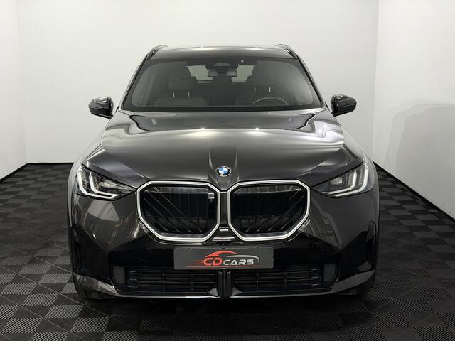 BMW X3 xDrive30e M Sport Panoramadak, 360 Camera, Head-up display, Harman Kardon, Navi, Elektrische achterklep, Memory stoelen, Stoelverwarming
