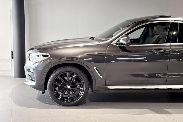 BMW X4 xDrive20i High Executive | Glazen Panoramadak | Comfort Access | Stoelverwarming | Head-Up Display |