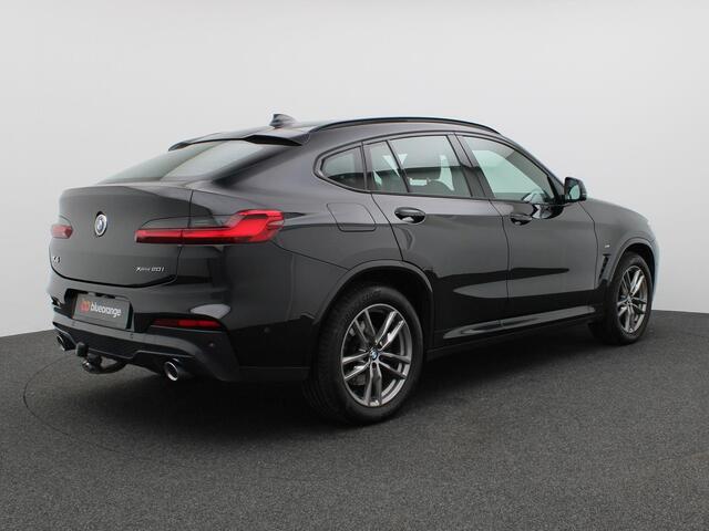 BMW X4 xDrive20i High Executive 184PK Aut8 M-Sport, Trekhaak, Memorystoel, Stoelverwarming, Adaptieve Cruise Controle, Head-Up Display, Keyless, Elektr. Achterklep, 18" LM Velgen