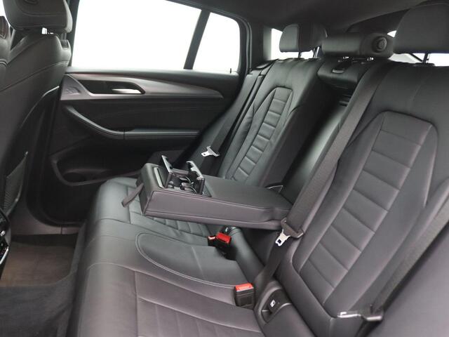 BMW X4 xDrive20i High Executive 184PK Aut8 M-Sport, Trekhaak, Memorystoel, Stoelverwarming, Adaptieve Cruise Controle, Head-Up Display, Keyless, Elektr. Achterklep, 18" LM Velgen