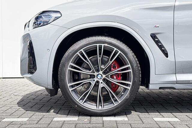 BMW X4 xDrive30i | Head-Up Display | M Sport | Trekhaak | Panoramadak |