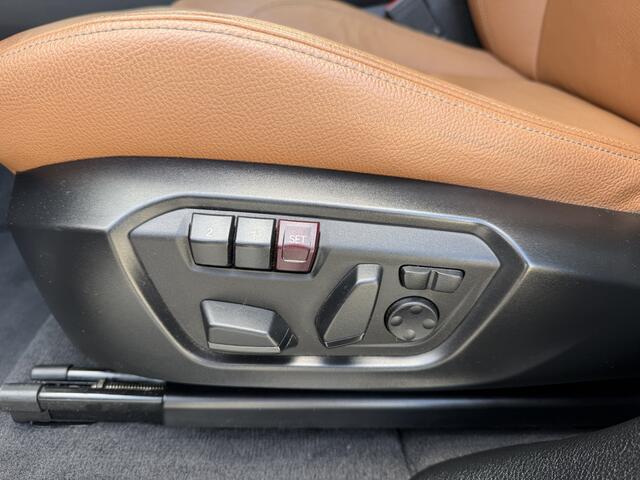 BMW X4 xDrive28i High Executive M Sport Edition | Panorama dak | Head- Up | Camera | Memory Stoelen