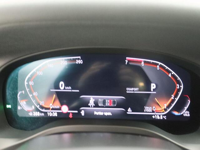 BMW X4 xDrive20i High Executive | M Pakket | Memory | Leder | Stoelverwarming | Stuurverwarming | Led Verlichting | Camera | Navigatie | Virtual Cockpit |