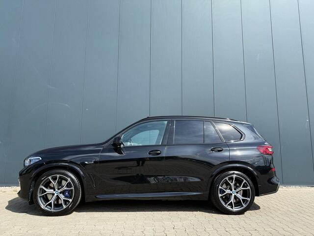 BMW X5 xDrive45e M-sport / pano / tr.hk / HUD