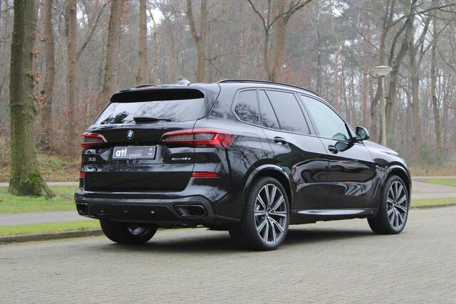 BMW X5 xDrive45e High Executive 22 inch, M-Sportpakket, Head up display, Panoramadak, Harman Kardon, 360 graden, Stoelventilatie, Comfortstoelen met memory, Niveauregeling 2 assen, Grootlichtassistent, Parkeerhulpsysteem Plus, Navigatie Professional, Achteruitri