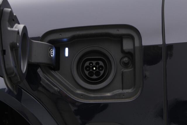 BMW X5 xDrive45e M-Sport | Panorama | Trekhaak | CoPilot | Stoelventilatie | Laser