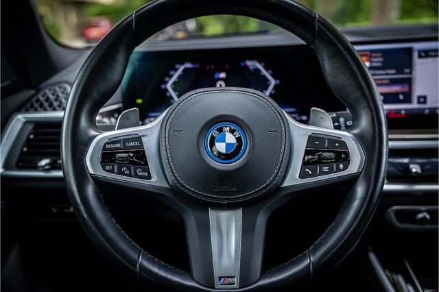 BMW X5 xDrive50e M Sport 22" Manhattan Head Up ACC Harman Kardon Pano