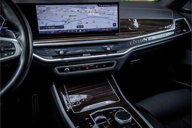 BMW X5 xDrive50e M Sport 22" Manhattan Head Up ACC Harman Kardon Pano