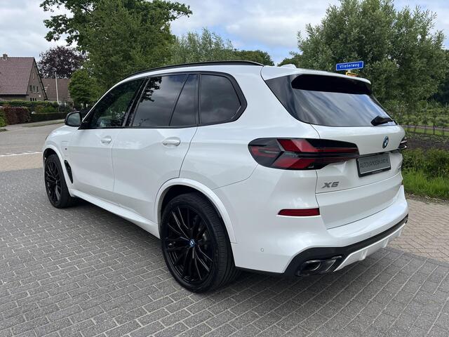 BMW X5 xDrive50e M Sport Pano B&W