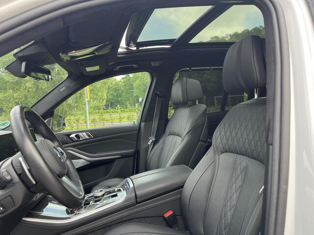 BMW X5 xDrive50e M Sport Pano B&W