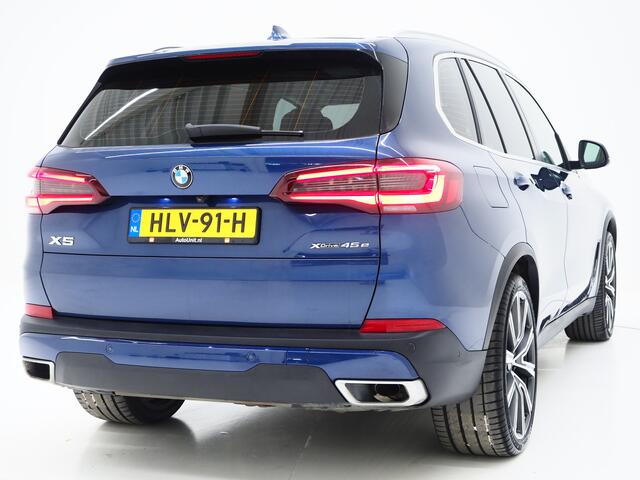 BMW X5 xDrive45e High Executive | Panoramadak | Luchtvering | Keyless | Camera | Carplay | Trekhaak