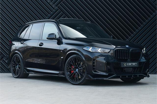BMW X5 xDrive50e LCI M-Sport Pro M-Stoelen ACC Pano Stoelvent. Achterasbest. Alcantara Hemel Kristal Massage HarmanK Head Up Softcl. Trekhaak