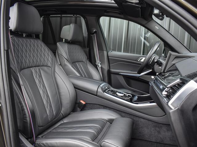 BMW X5 xDrive50e M-SPORT PRO | PANORAMADAK | SKYLOUNGE | COMFORT STOELEN | 360 CAMERA | HEAD UP | ELEKTR. TREKHAAK | AMBIENT VERLICHTING