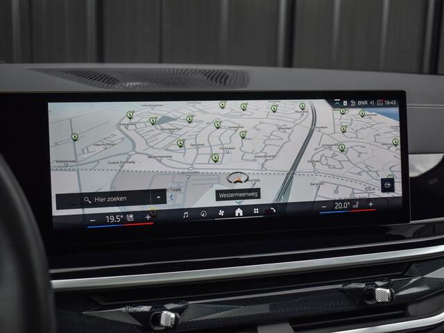 BMW X5 xDrive50e M-SPORT PRO | PANORAMADAK | SKYLOUNGE | COMFORT STOELEN | 360 CAMERA | HEAD UP | ELEKTR. TREKHAAK | AMBIENT VERLICHTING