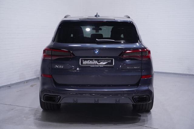 BMW X5 xDrive45e M Sport Head-up Luchtvering v+a Softclose Apple Carplay Camera 360 Trekhaak 1e Eigenaar Rijklaar