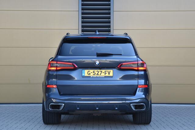 BMW X5 xDrive40i High Executive * M Sportpakket * Trekhaak * Comfortstoelen * Panoramadak * Head-up * DAB *