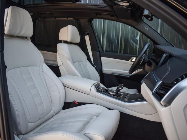 BMW X5 xDrive45e HIGH EXECUTIVE | NL AUTO | 1e EIGENAAR | 360 CAMERA | COMFORT SEATS | AMBIANCE INTERIEUR | LED | HEAD-UP | 360 CAMERA | ADAPTIVE CRUISE | TREKHAAK