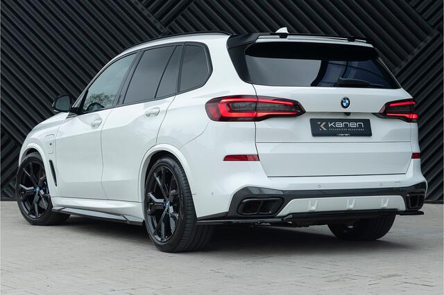 BMW X5 xDrive45e M-Sport Panodak Luchtvering M-Stoelen Skylounge 360 Memory ACC