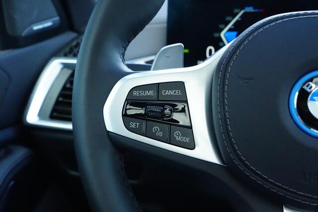 BMW X5 xDrive50e M Sport Pro 489pk Panoramadak/Stoelverwarming/Camera