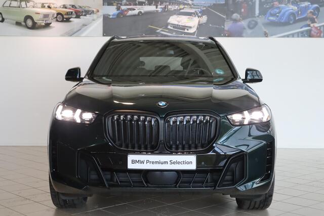 BMW X5 xDrive40d M Sportpakket Pro | Innovation Pack | Travel Pack | 22'' LMV Styling 749 Bicolor