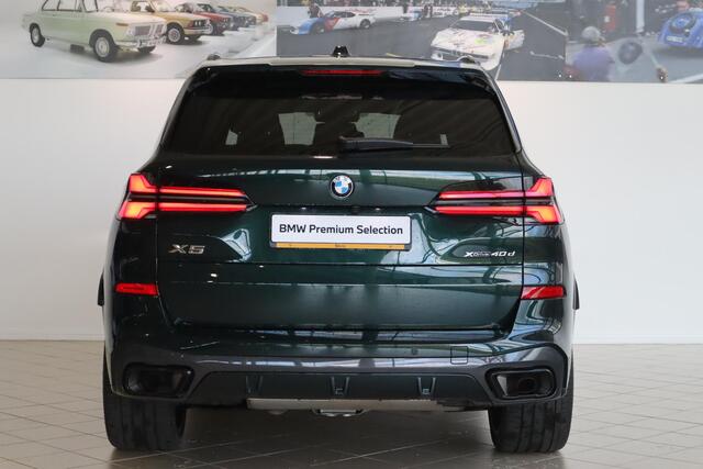 BMW X5 xDrive40d M Sportpakket Pro | Innovation Pack | Travel Pack | 22'' LMV Styling 749 Bicolor