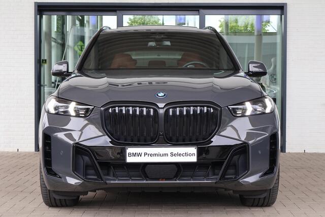 BMW X5 xDrive50e M Sportpakket | Exclusive-pakket | Comfort-Plus Pakket | Travel Pack | Sky Lounge | Driving Assistant | Professional